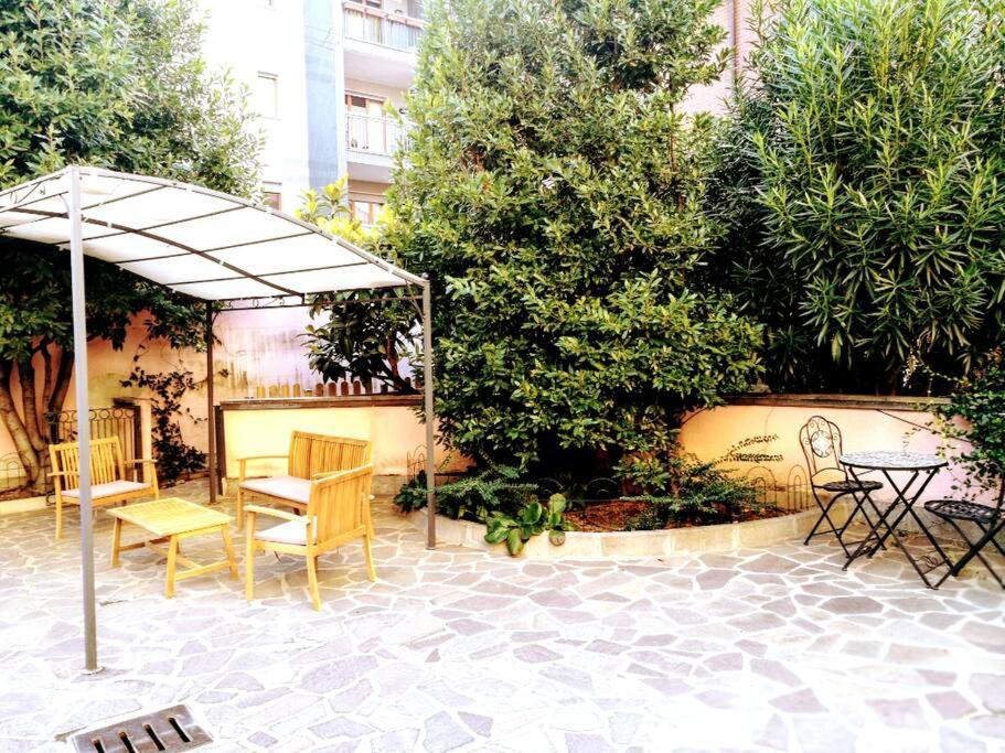 Un Insospettabile Angolo Verde In Citta Apartment Milan Exterior photo